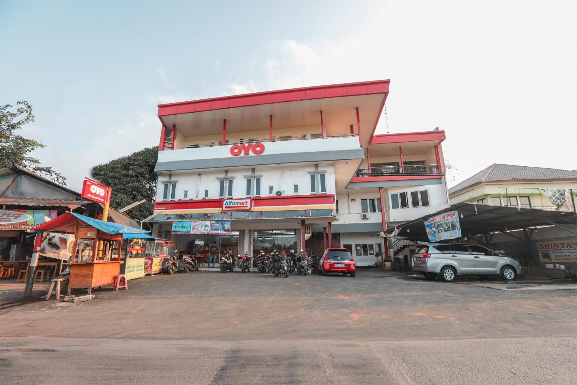 Oyo 387 Alfa Guest House Tegal  Exterior foto